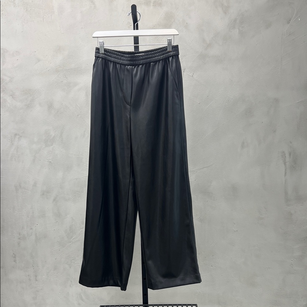 Black Wide-Leg Pants